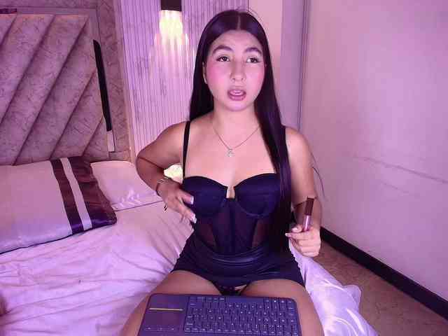 Bella-martini webcam