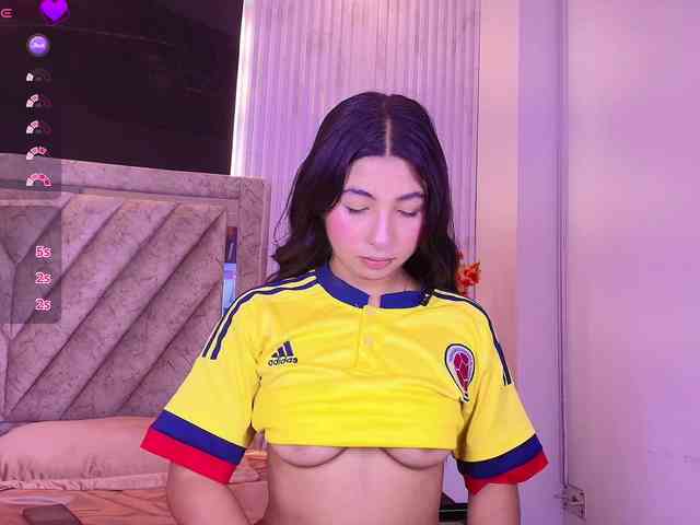 Bella-martini webcam