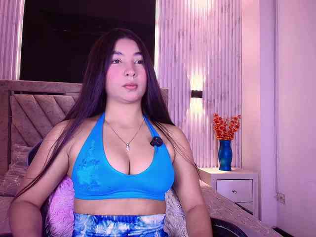 Bella-martini webcam