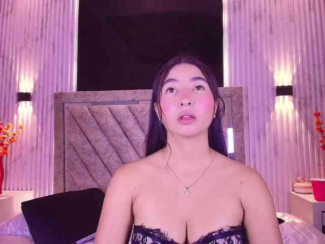 Bella-martini webcam