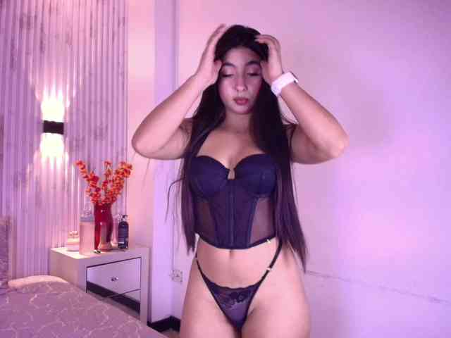 Bella-martini webcam