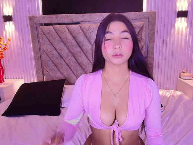Bella-martini webcam