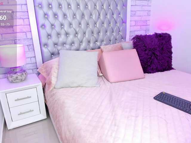LizzBlair live cam on BongaCams