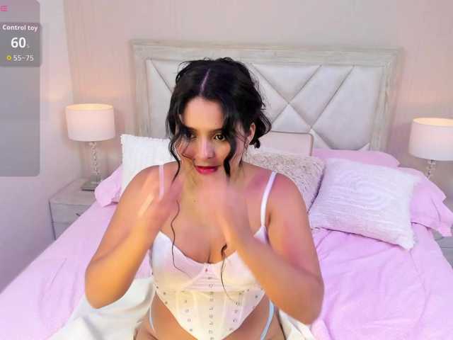 LizzBlair live cam on BongaCams