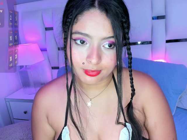 LizzBlair live cam on BongaCams