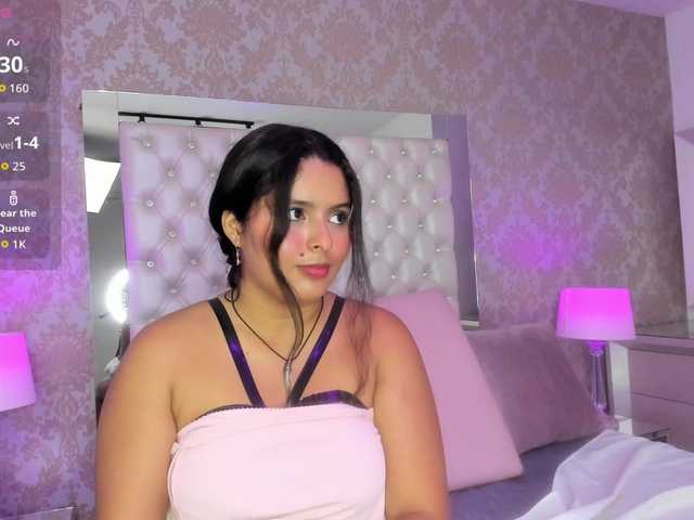 LizzBlair live cam on BongaCams