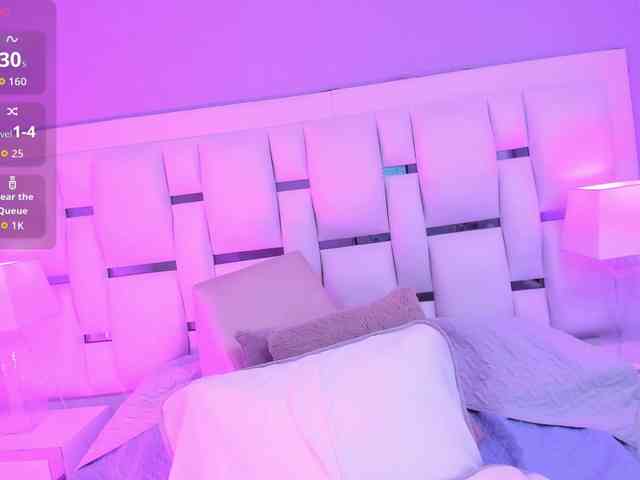 LizzBlair webcam