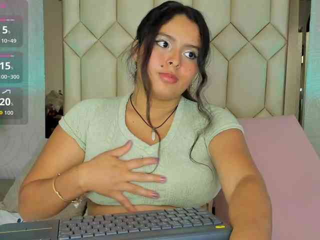 LizzBlair webcam