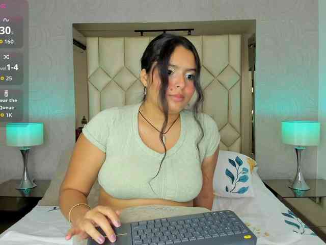 LizzBlair webcam