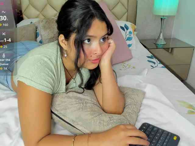 LizzBlair webcam