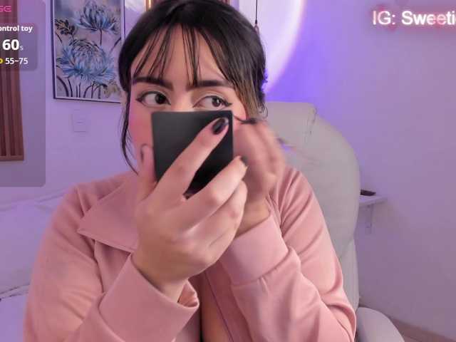 JennyDreamm live cam on BongaCams