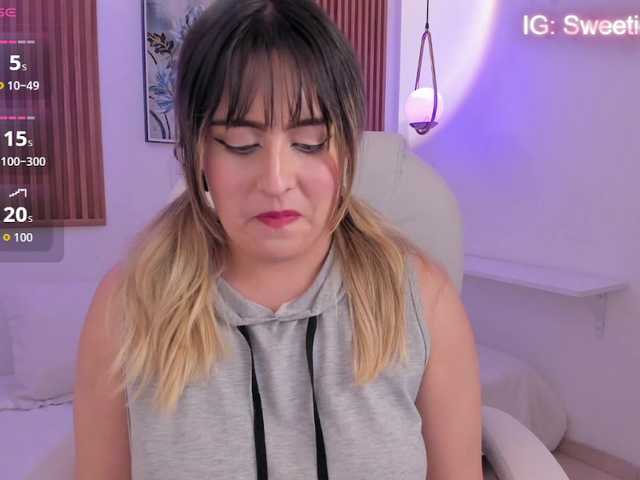 JennyDreamm live cam on BongaCams