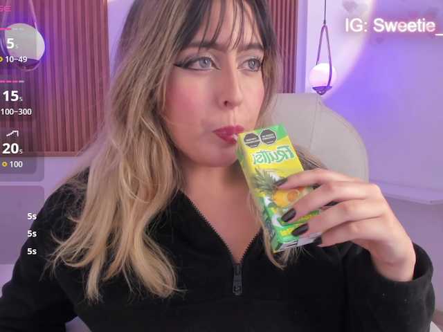 JennyDreamm live cam on BongaCams