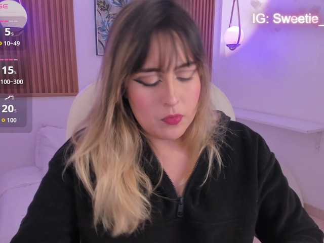 JennyDreamm live webcam show