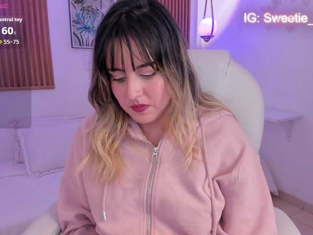JennyDreamm live cam on BongaCams
