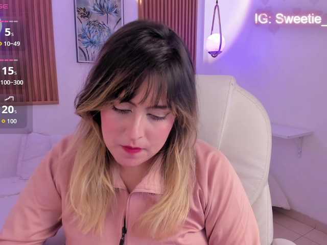 JennyDreamm live cam on BongaCams