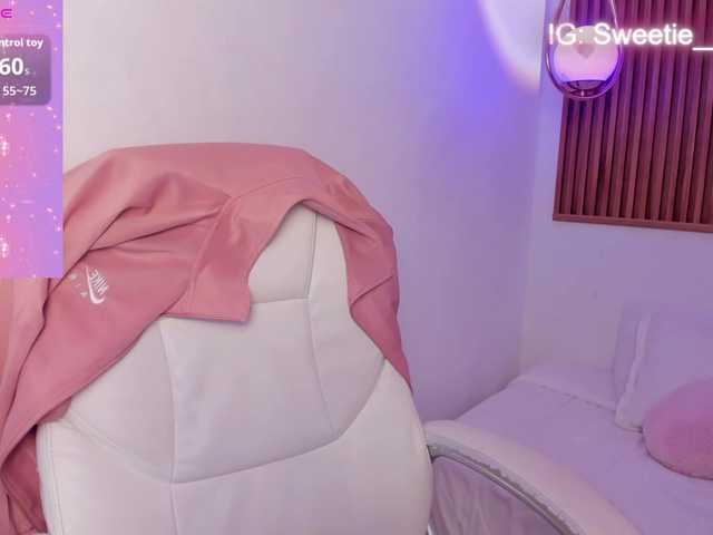 JennyDreamm live cam on BongaCams