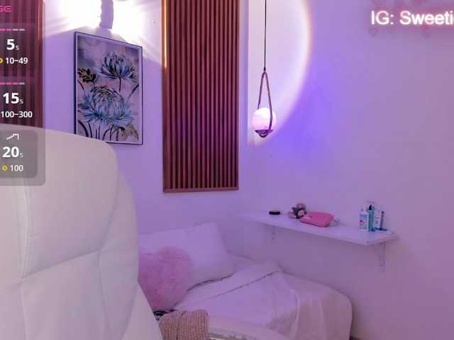 JennyDreamm live cam on BongaCams