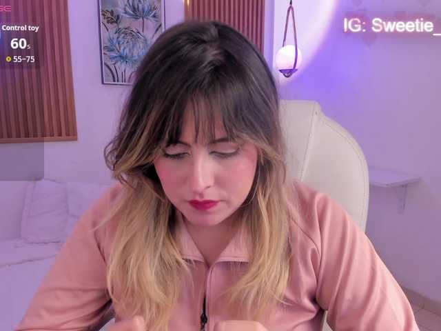 JennyDreamm live cam on BongaCams