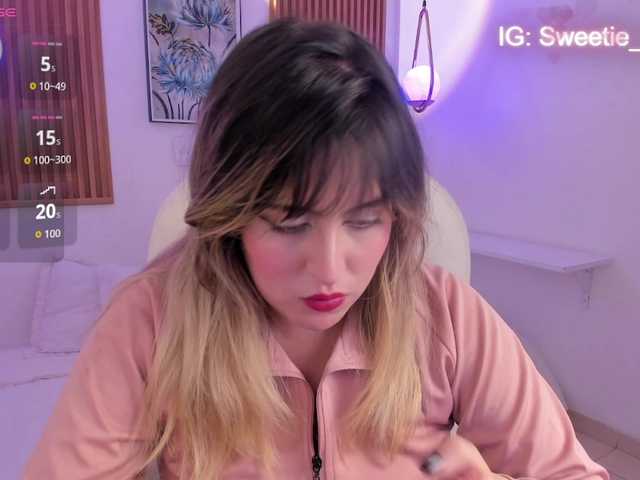 JennyDreamm live webcam show