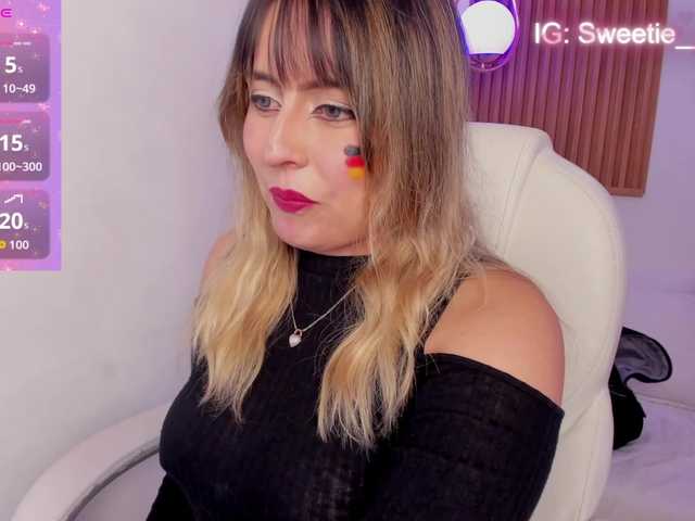 JennyDreamm live cam on BongaCams