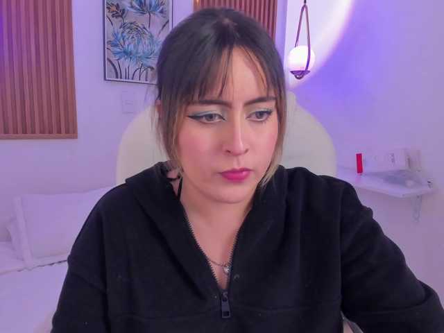JennyDreamm live cam on BongaCams