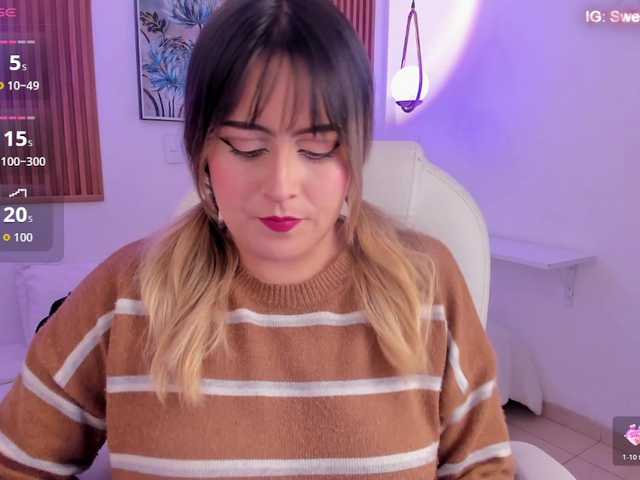 JennyDreamm live webcam show