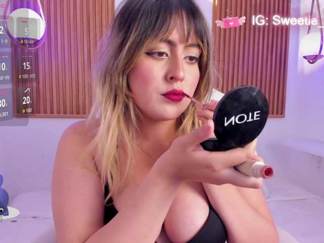 JennyDreamm live cam on BongaCams