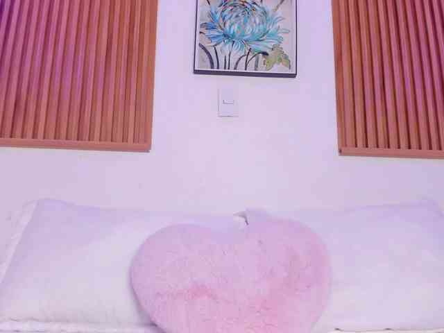 JennyDreamm webcam