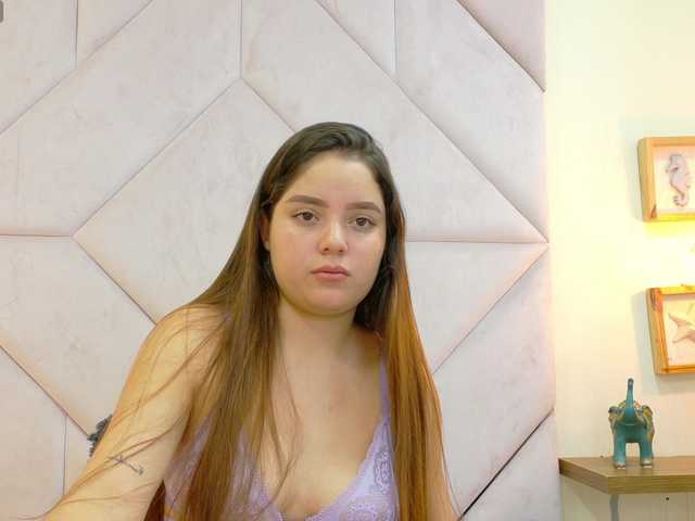 Abigail-Carteer live cam on BongaCams