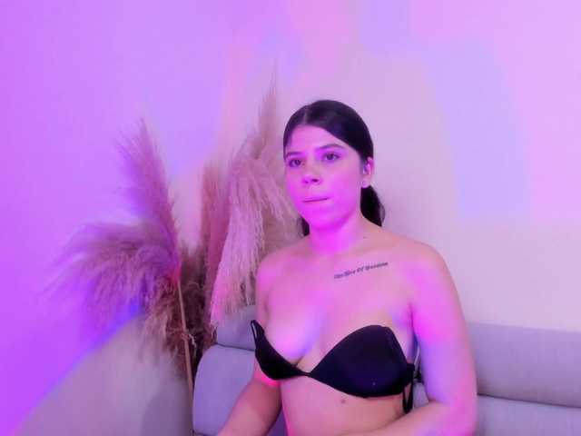 Morgan-Glow live cam on BongaCams