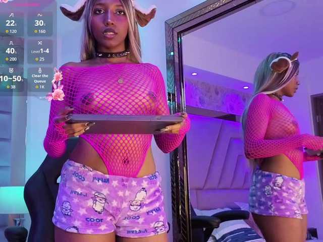 ElarisBlake live cam on BongaCams