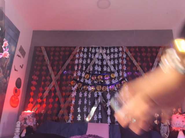 ElarisBlake live cam on BongaCams