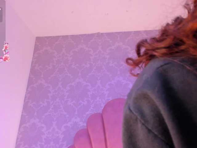 ElarisBlake live cam on BongaCams