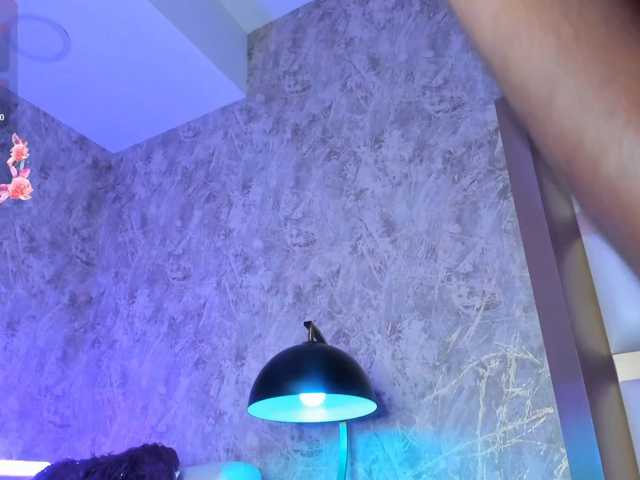 ElarisBlake live cam on BongaCams
