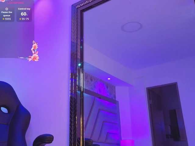 ElarisBlake live cam on BongaCams