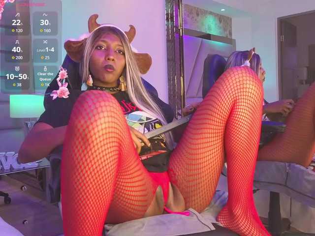 ElarisBlake live cam on BongaCams