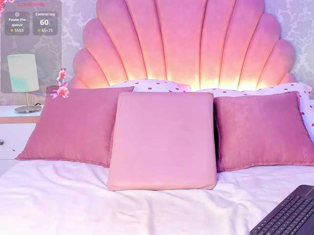 ElarisBlake live cam on BongaCams