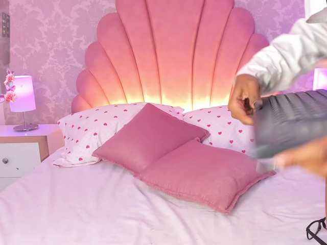 ElarisBlake live cam on BongaCams