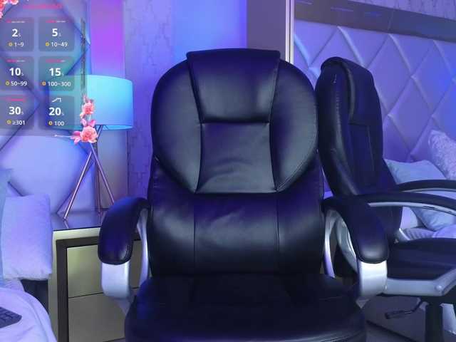 ElarisBlake live cam on BongaCams