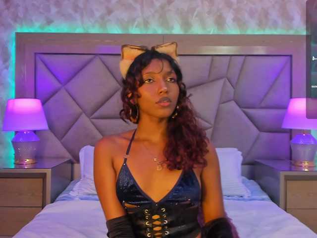elarisblake cam belle