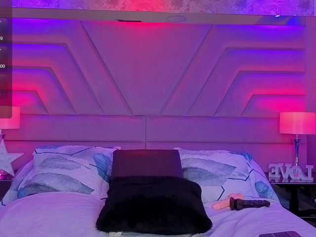 ElarisBlake live cam on BongaCams
