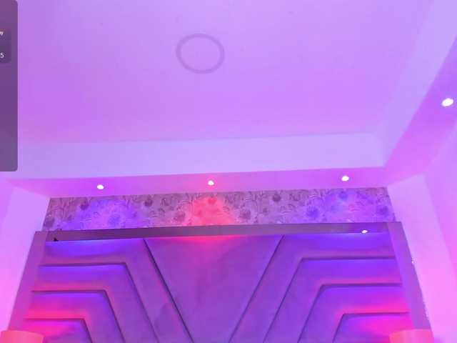 ElarisBlake live cam on BongaCams
