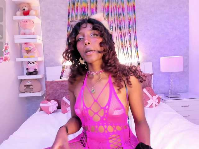ElarisBlake live cam on BongaCams
