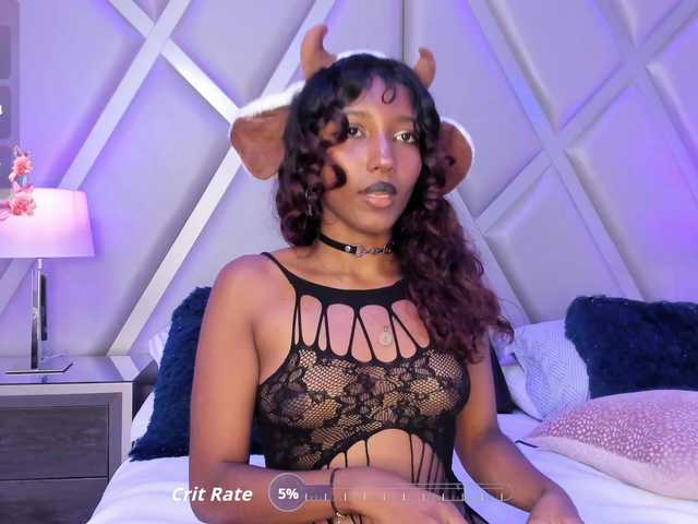 ElarisBlake live cam on BongaCams