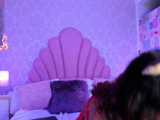 ElarisBlake live cam on BongaCams