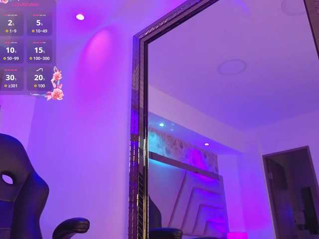 ElarisBlake live cam on BongaCams