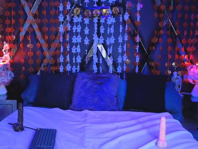 ElarisBlake live cam on BongaCams