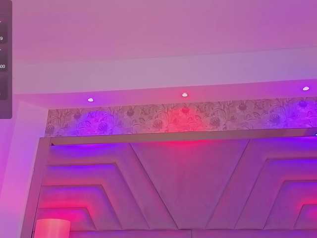 ElarisBlake live cam on BongaCams
