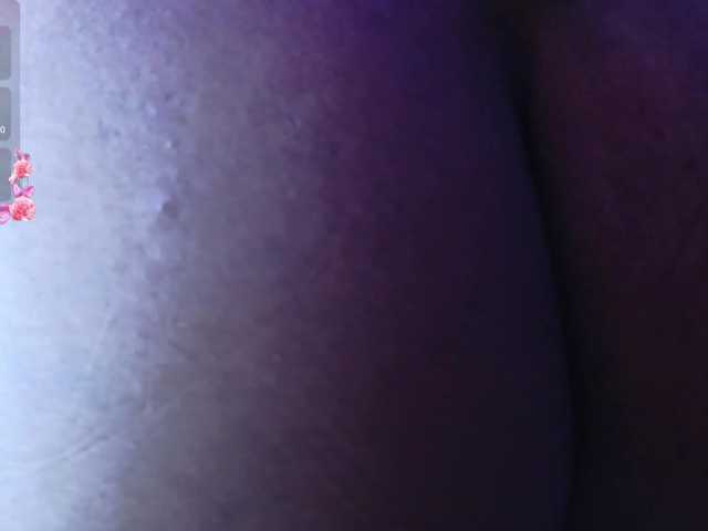 ElarisBlake live cam on BongaCams